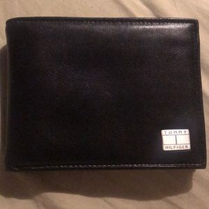Tommy Hilfiger Wallet